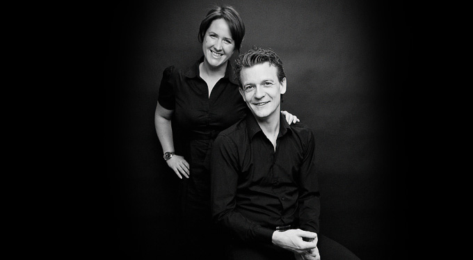 Denise Rudberg & Peter Barlach, portr&auml;ttfoto f&ouml;r Bonnier Carlsen