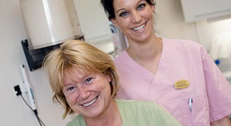 Fotografering till reportage i tandl&auml;kartidningen Dentalmagazinet. Fotograf Stefan Tell