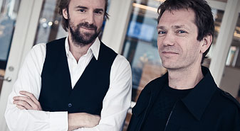 Portr&auml;ttfotografering av pressbild, Rebtel och Albert Ken. Foto: Stefan Tell