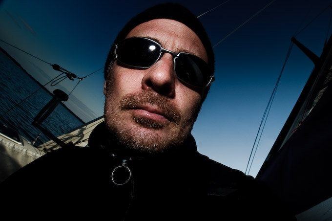 Blixtfotografering utomhus manuellt på segelbåt Blixtfotografering utomhus manuellt på segelbåt