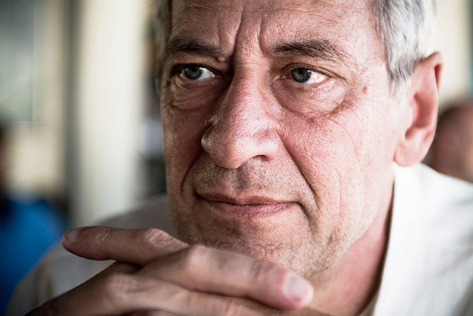 Författarporträtt Ulf Nilsson av fotograf Stefan Tell Författarporträtt Ulf Nilsson av fotograf Stefan Tell
